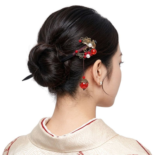 Kanzashi Japonais Avec Ornement Perlé Rouge