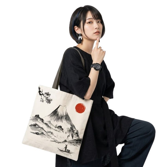 Sac Japonais Avec Mont Fuji En Encre Et Soleil Rouge