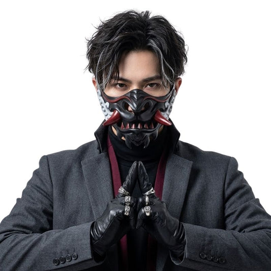 Masque Samouraï Oni Avec Dents Aiguisées