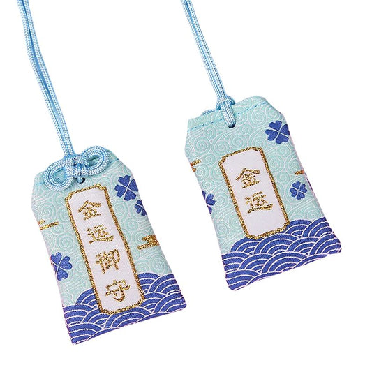 Omamori Japonais Avec Motifs Vagues