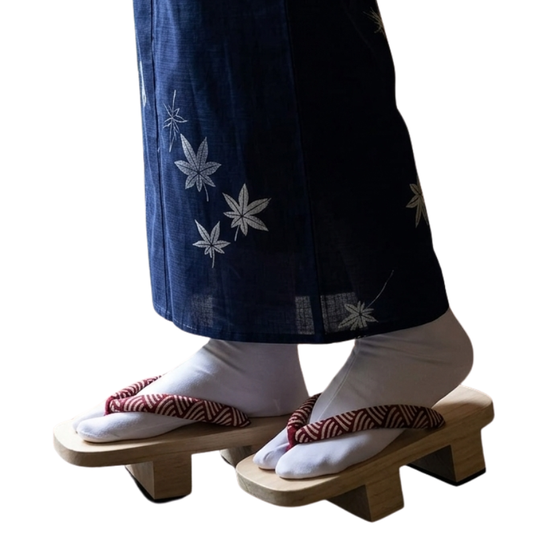 Sandales Geta Avec Lanière Rouge Motif Vagues