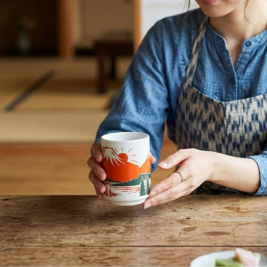 Tasse Japonaise À Illustration Mont Fuji