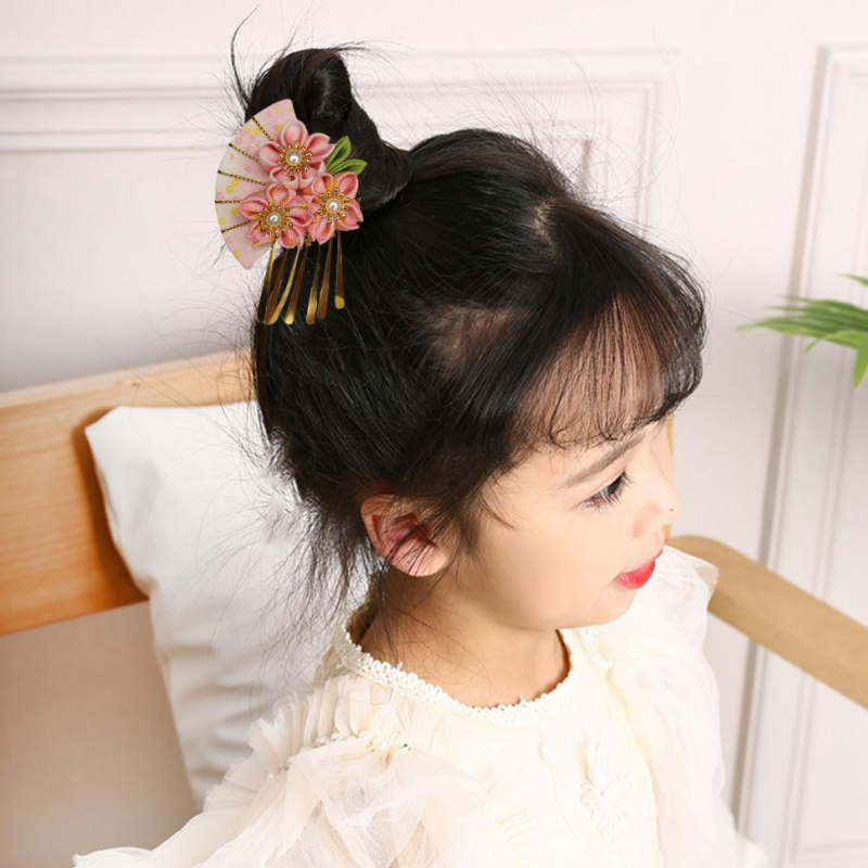 Kanzashi Fleur Japonaise Avec Détails Dorés
