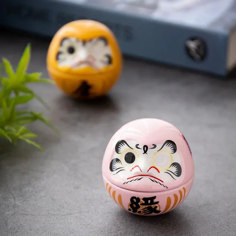 Daruma Regard Déterminé en Céramique