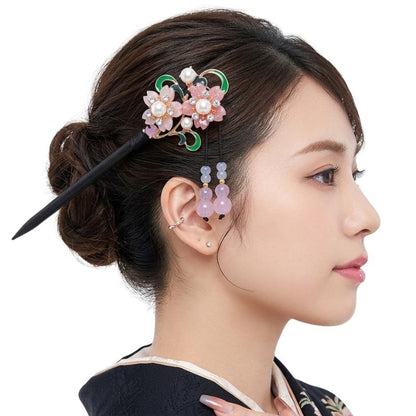 Kanzashi Avec Fleurs Roses Et Perles