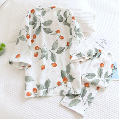 Kimono En Ensemble Pyjama Blanc Avec Motifs Fruits Et Feuilles