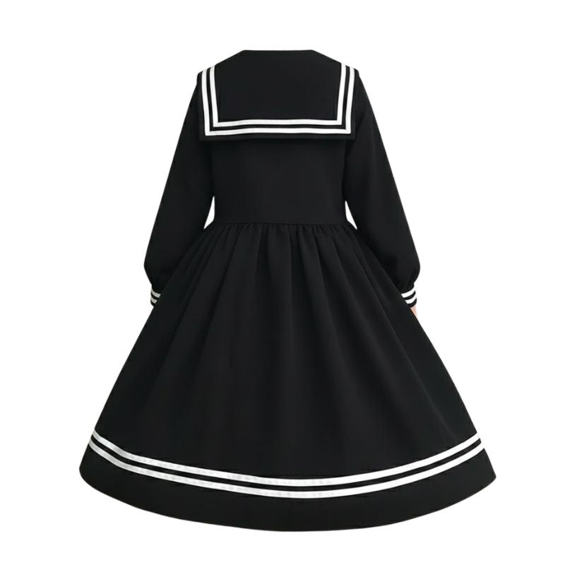 Robe Japonaise Noire Avec Col Marin Et Nœud Blanc