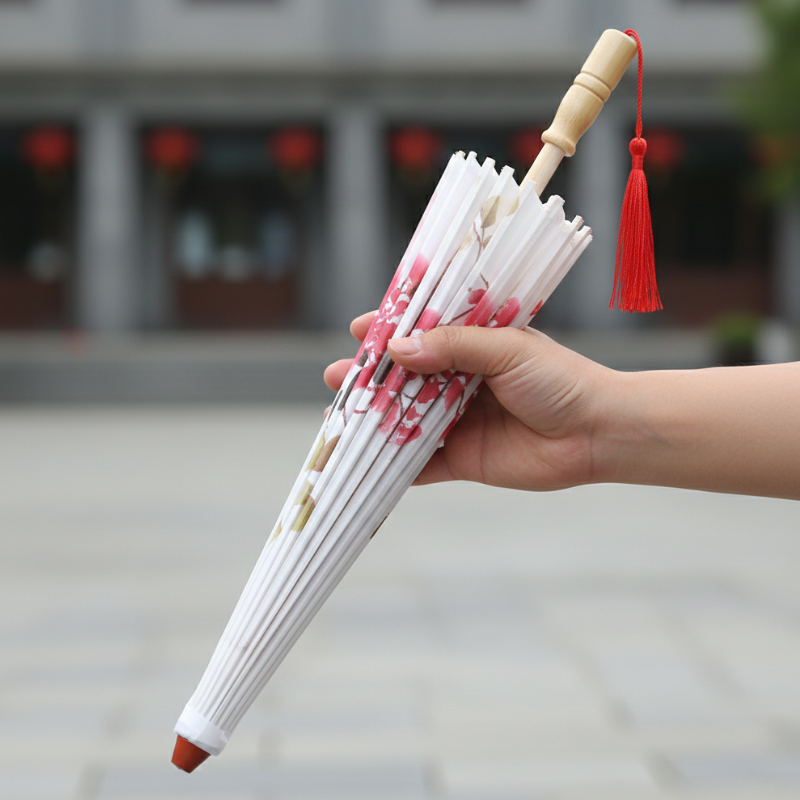 Parapluie Japonais Blanc Motif Fleurs De Cerisier Rouges