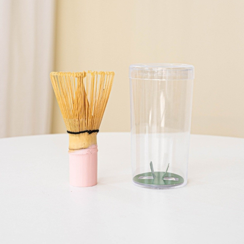 Fouet Matcha Avec Manche Coloré
