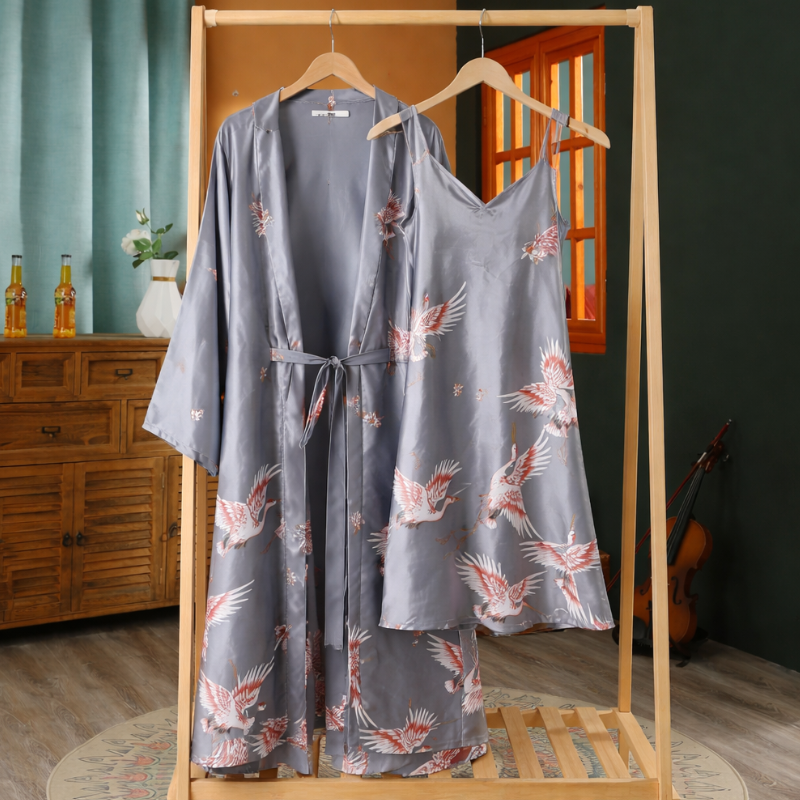 Ensemble Kimono En Satin Avec Motifs Grues