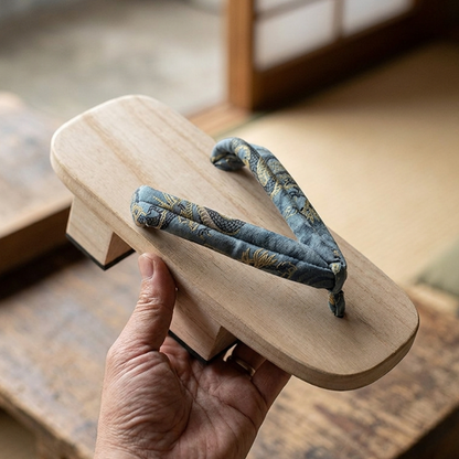 Sandales Geta Japonaises En Bois Naturel Avec Bride Imprimée