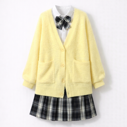 Uniforme Japonais Étudiante Avec Cardigan Oversize Et Jupe Plissée