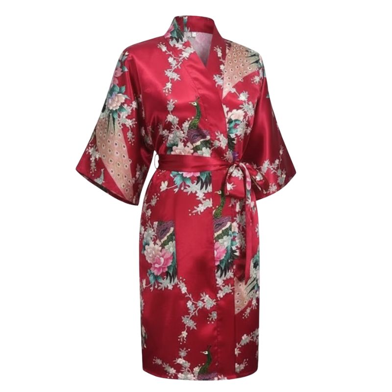 Kimono En Satin Rouge Avec Motifs Floraux Et Paon