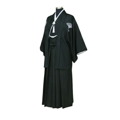 Kimono Japonais Vintage Noir Avec Motifs Traditionnels Élégants