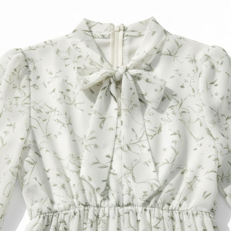 Robe Japonaise En Style Champêtre Avec Coupe Midi