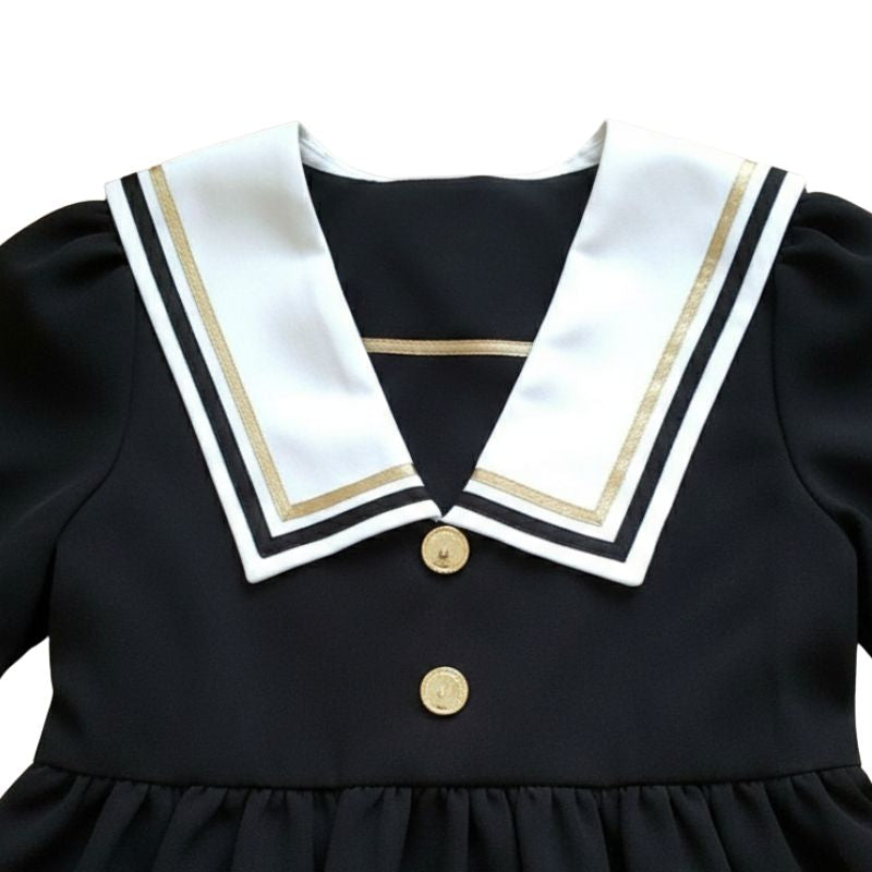 Robe Japonaise En Design Kawaii Avec Détails Classiques