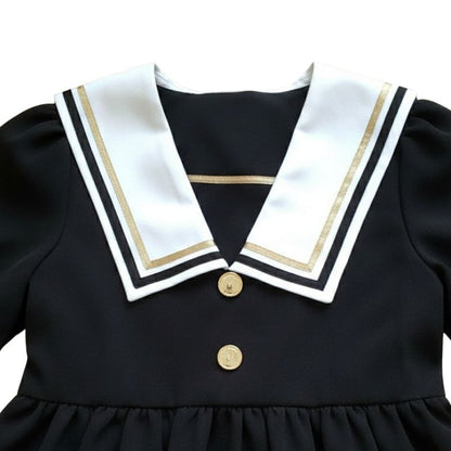 Robe Japonaise En Design Kawaii Avec Détails Classiques