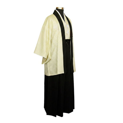 Kimono Japonais Traditionnel Avec Haori Clair Et Hakama Rayé