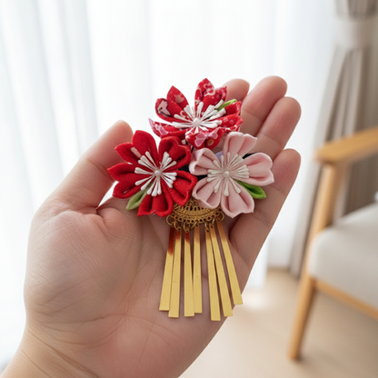 Kanzashi Fleur Sakura Avec Ornement Doré Élégant