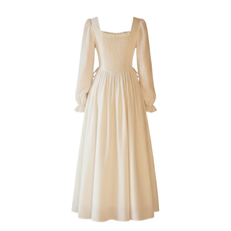 Robe Japonaise Blanche Avec Col Carré Et Taille Cintrée Élégante