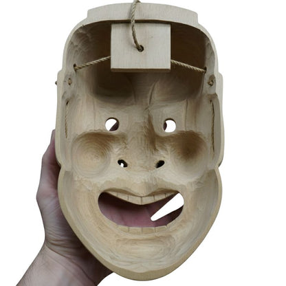 Masque Nô En Bois Sculpté Avec Expression Théâtrale Intense