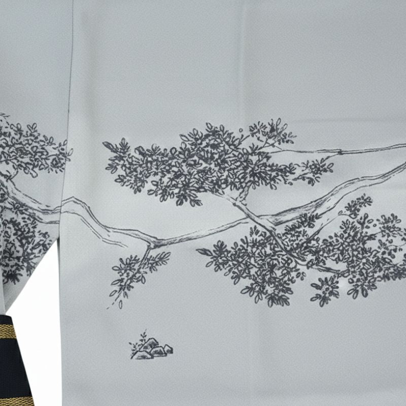 Kimono Japonais Gris Clair Avec Motif Paysage
