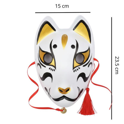 Masque Kitsune Traditionnel Avec Regard Intense