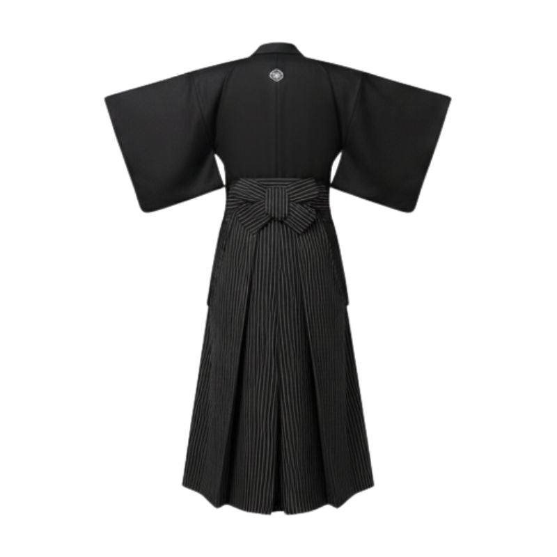 Kimono Japonais Élégant Avec Motifs Éventail Et Hakama Rayé