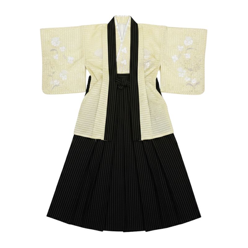 Kimono Japonais Traditionnel Avec Haori Clair Et Hakama Rayé