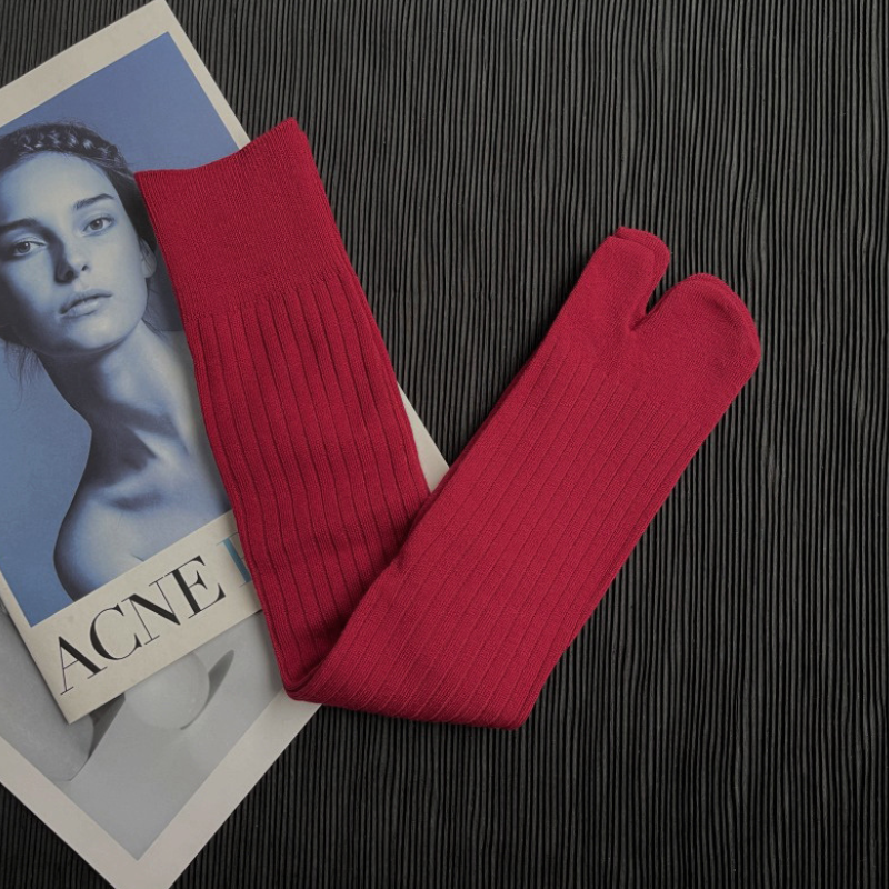 Chaussette Japonaise Style Tabi Moderne Avec Texture Côtelée