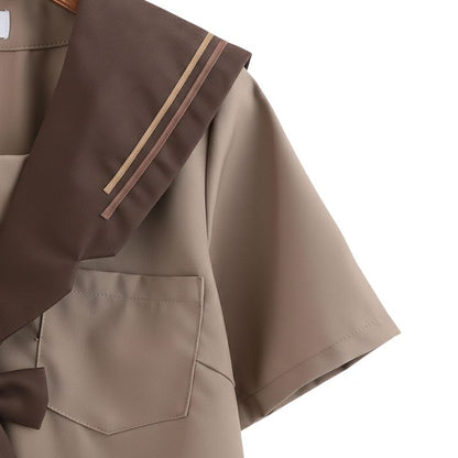 Uniforme Japonais Marron Avec Col Marin Et Jupe Plissée