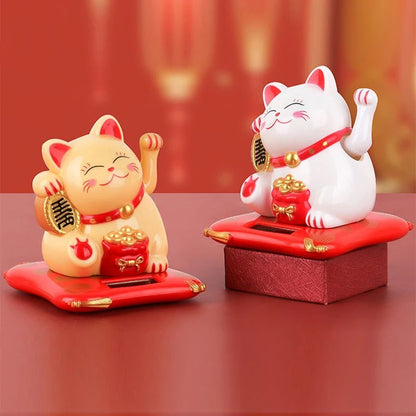 Maneki Neko Souriant À Énergie Solaire