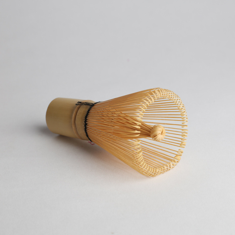 Fouet Matcha Design Traditionnel Japonais