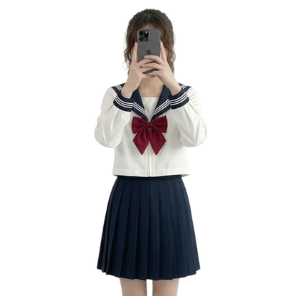 Uniforme Japonais En Ensemble Marin Avec Nœud Élégant