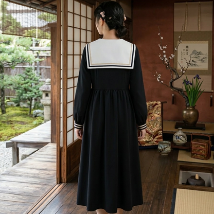 Robe Japonaise En Design Kawaii Avec Détails Classiques