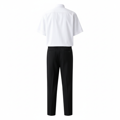 Uniforme Japonais en Chemise Blanche Et Cravate Rayée