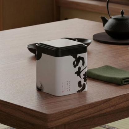 Boîte à Thé Japonaise Blanche Avec Calligraphie